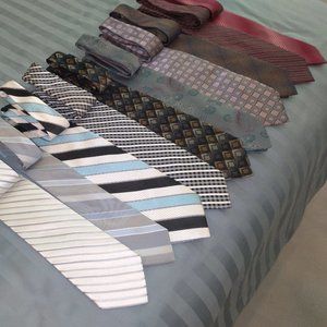 Men's' Neck Ties Lot of 10 Various Colors and Styles 8ea 100% Silk and 2ea Blend